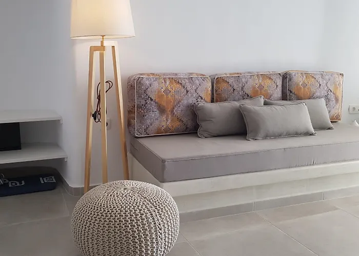 Adamant (adults Only)