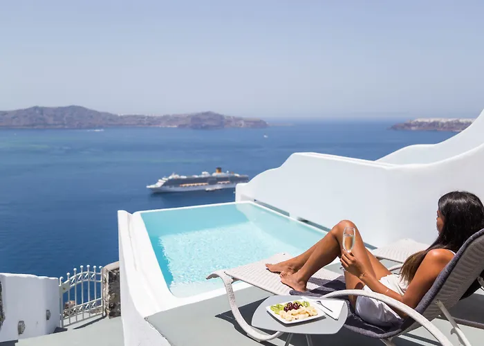 Adamant (adults Only) Fira (Santorini)