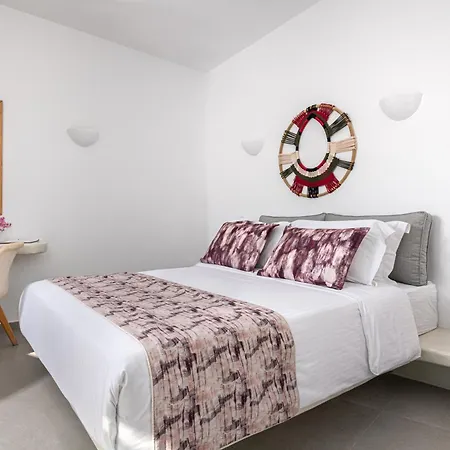 Adamant (adults Only) Fira (Santorini)