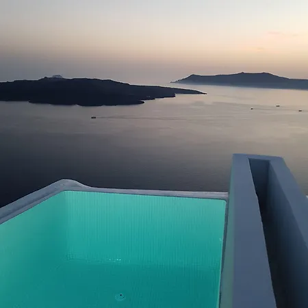 Adamant (adults Only) 4*