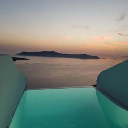 Adamant (adults Only) 4*