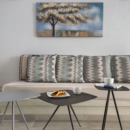 Adamant 4* Fira (Santorini)