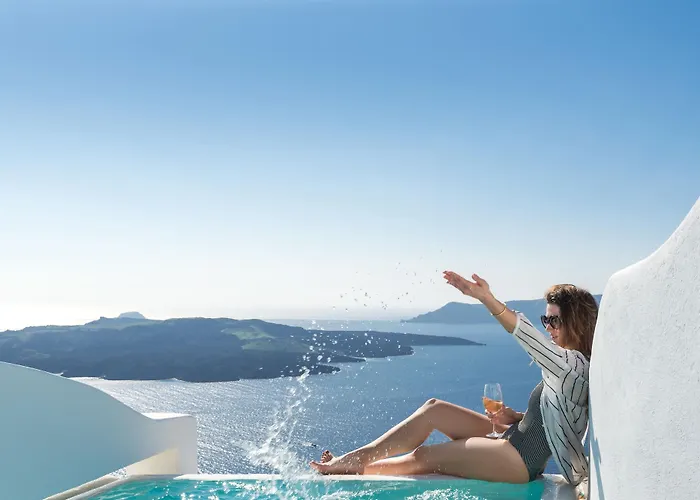 Hotel Adamant Fira (Santorini)