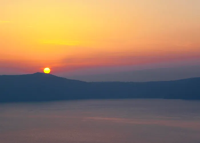 호텔 아다망트 스위트 4*