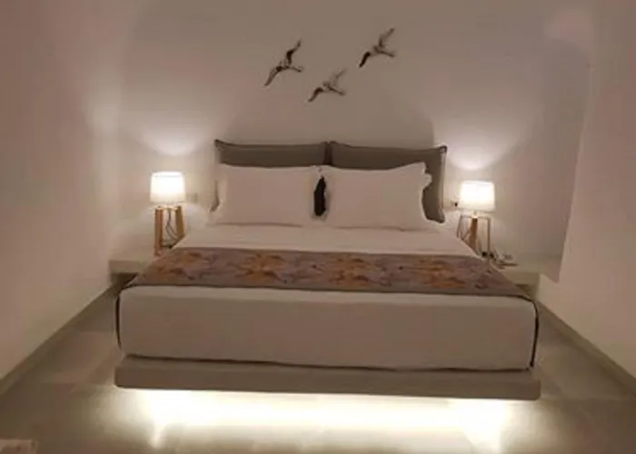 Hotel Adamant Fira (Santorini)