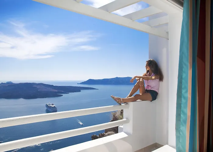 Adamant 4* Fira (Santorini)